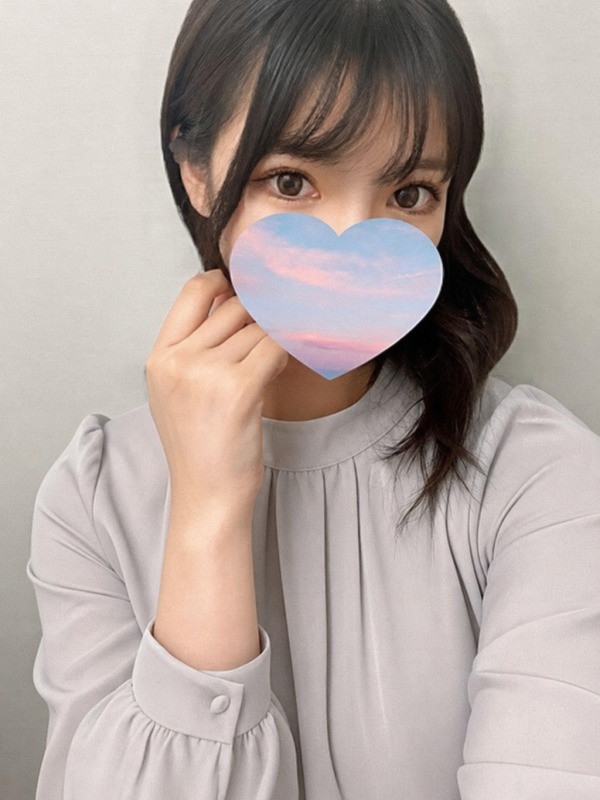 由井つきか